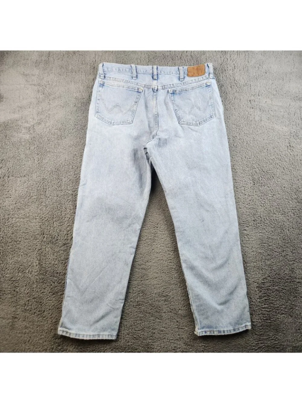 Men's Relaxed Fit Straight Leg Blue Jeans 36x30 Distressed Wrangler Workwear - Picture 2 of 11